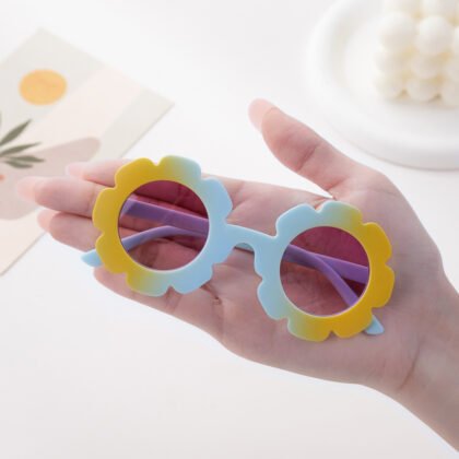 Kids Tie-Dye Flower Sunglasses — UV400